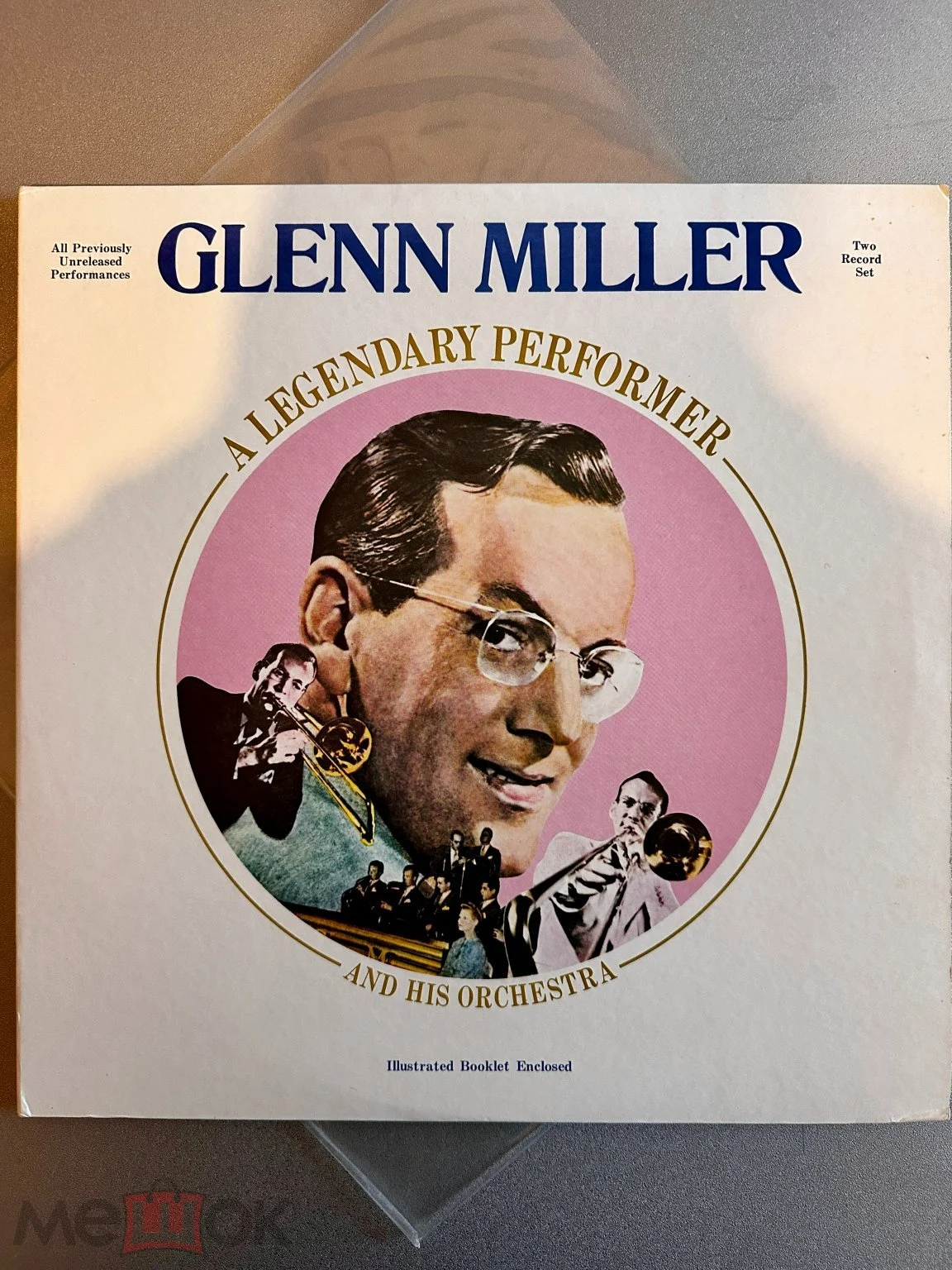 Обложка: Glenn Miller And His Orchestra – A Legendary Performer